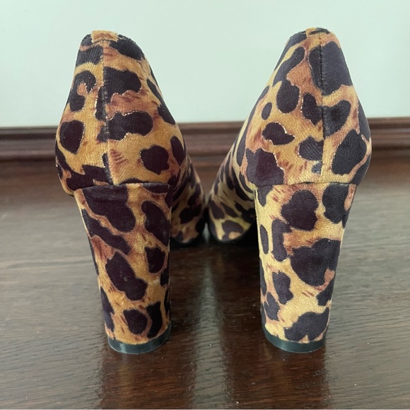 Leopard print suede block heels - Picture 6 of 10